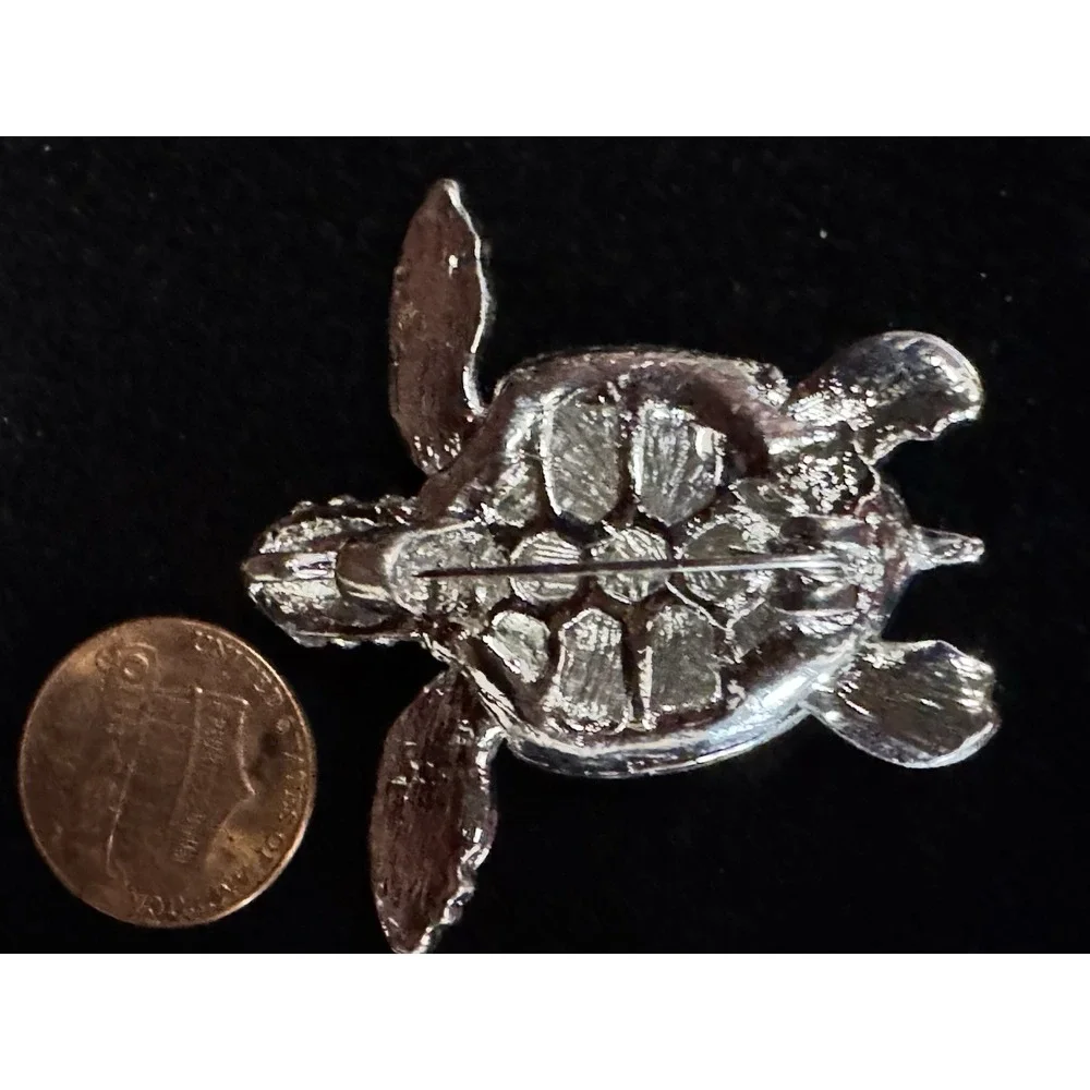 Vintage Sea Turtle Rhinestone Brooch Green Pink Crystal‎ Figural Animal Jewelry